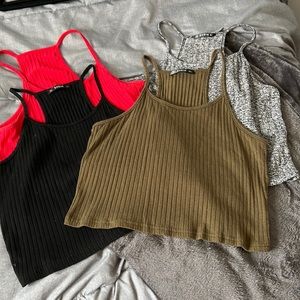 Bundle 4 cropped tank tops